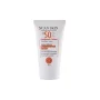 کرم ضد آفتاب و ضد لک با SPF50 مناسب انواع پوست حجم 40 میل اسکن اسکین