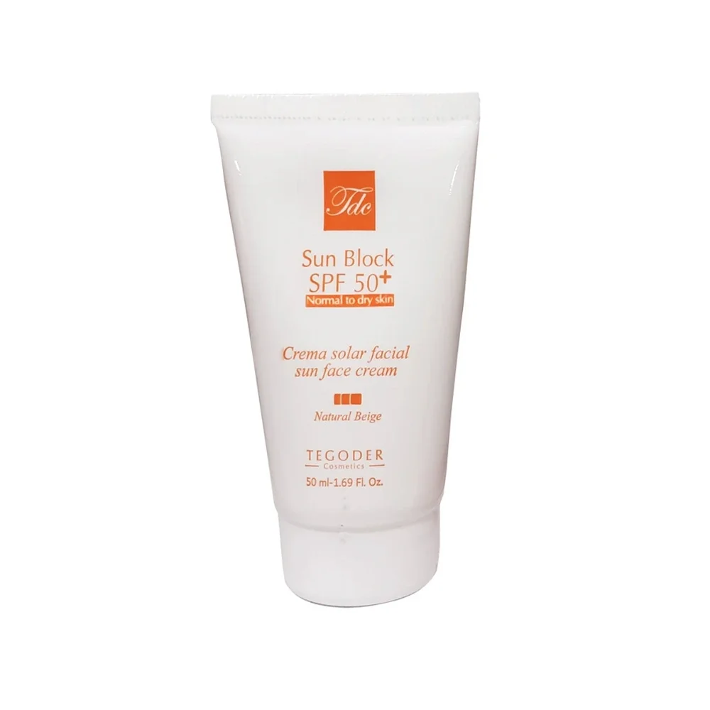 کرم ضد آفتاب با SPF50 رنگی بژ طبیعی مناسب پوست خشک و نرمال حجم 50 میل تگودر