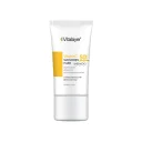 ضد آفتاب فلوئیدی با SPF50 رنگی بژ طبیعی حاوی ویتامین سی حجم 50 میل ویتالیر