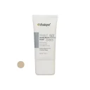 ضد آفتاب فلوئیدی با SPF50 رنگی نچرال بژ مدل Whitevit مناسب انواع پوست حجم 50 میل ویتالیر