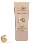 ضد آفتاب کرم پودری همراه پرایمر با SPF50 رنگی بژ طبیعی کد N20 مکی سان حجم 40 میل سان سیف