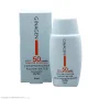 کرم ضد آفتاب با SPF50 بی رنگ مناسب پوست چرب و مختلط حجم 50 میل ژیناژن