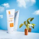 کرم ضدآفتاب SPF50 مناسب پوست‌های چرب و دارای آکنه بژ روشن حجم 40 میل پرودرما