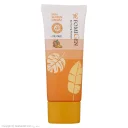 کرم ضد آفتاب با SPF50 بی رنگ حجم 40 میل فومیژن