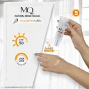 کرم ضد آفتاب نرمال با SPF50 رنگی بژ طبیعی حجم 55 میل ام کیو