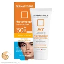 کرم ضد آفتاب با SPF50 رنگی لایت بژ مدل فتوتیپیک مناسب پوست خشک و نرمال حجم 50 میل درماتیپیک