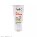 کرم ضد آفتاب با SPF50 بی رنگ مناسب پوست چرب و مختلط حجم 40 میل رزاکلین