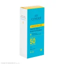 ضد آفتاب فلوئید با SPF50 رنگی بژ طبیعی مناسب انواع پوست حجم 50 میل سینره