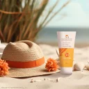 کرم ضد آفتاب با SPF50 رنگی مناسب پوست خشک و نرمال حجم 50 میل مدیلن