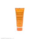 کرم ضد آفتاب با SPF50 رنگی بژ طبیعی مناسب پوست چرب و مستعد آکنه حجم 40 میل وچه