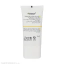 ضد آفتاب فلوئیدی با SPF50 رنگی بژ روشن حاوی ویتامین سی مناسب انواع پوست حجم 50 میل ویتالیر