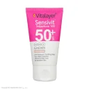 کرم ضد آفتاب با SPF50 رنگی نچرال بژ مدل Sensivit مناسب پوست حساس حجم 40 میل ویتالیر