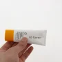 کرم ضد آفتاب با SPF40 بی رنگ مناسب دوران بارداری حجم 40 میل لافارر