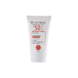 کرم ضد آفتاب با SPF50 بی رنگ مناسب پوست خشک و حساس حجم 40 میل اسکن اسکین