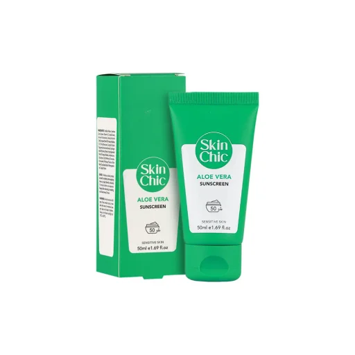کرم ضدآفتاب SPF50 حاوی عصاره آلوئهورا مناسب پوستهای حساس حجم 50 میل اسکین شیک