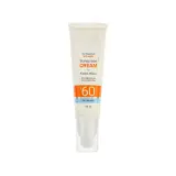 کرم ضد آفتاب با SPF60 بی رنگ فیوژن واتر مناسب پوست چرب حجم 50 میل ثمین