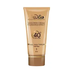 ضد آفتاب کرم پودری با SPF40 رنگی بژ روشن مناسب انواع پوست حجم 30 میل مدیسان