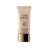کرم ضد آفتاب کرم پودری با SPF40 رنگی بژ روشن مناسب پوست چرب حجم 30 میل مدیسان